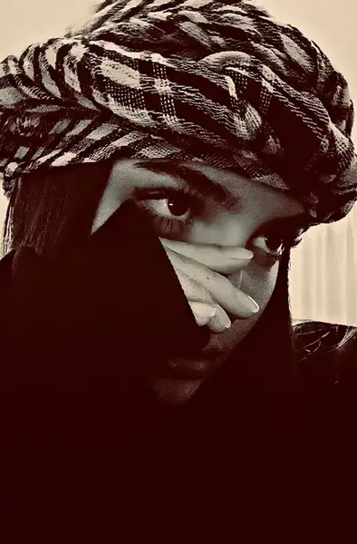 عکس پروفایل دخترونه خفن لاتی بچه
