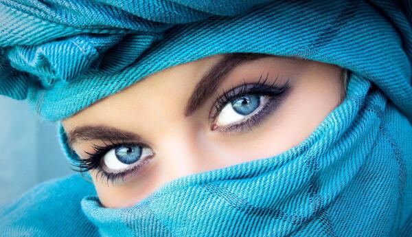 عکس دختر خوشگل و چشم رنگی