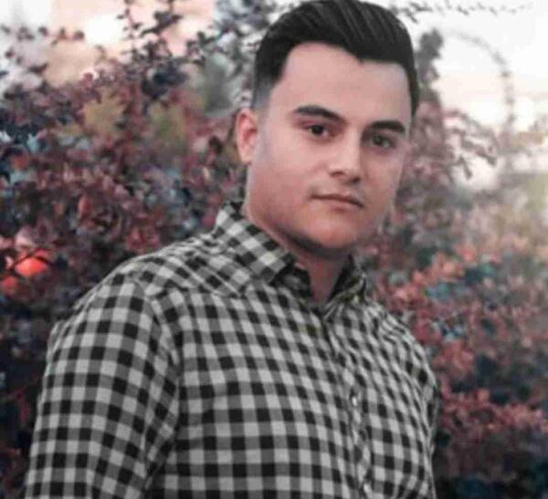 رامین کرمی عکس یادگاری
