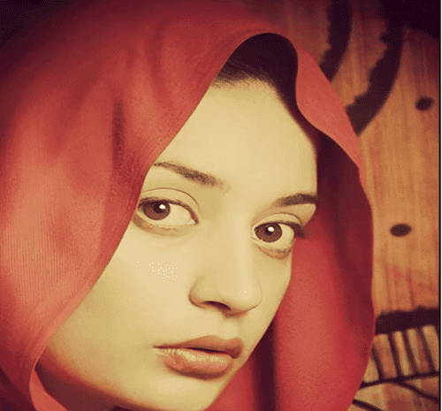 عکس گلپری در اوای باران