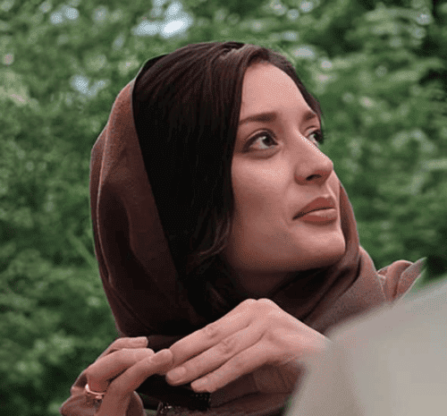 عکس گلپری در اوای باران