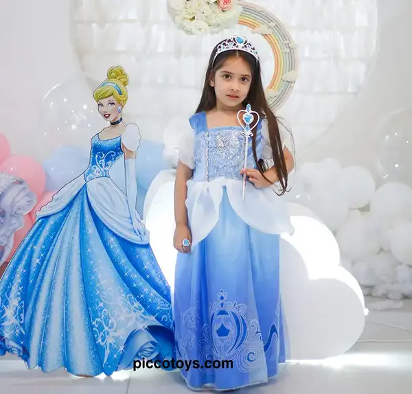 عکس سیندرلا لباسش