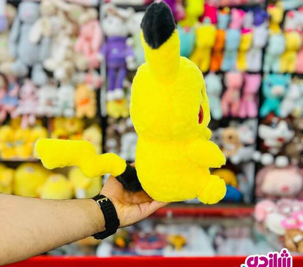 عکس عروسک پیکاچو بزرگ