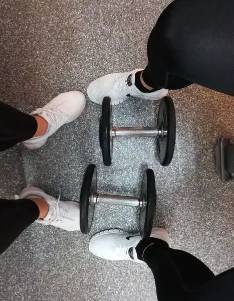 عکس پروفایل باشگاه دخترونه فیک