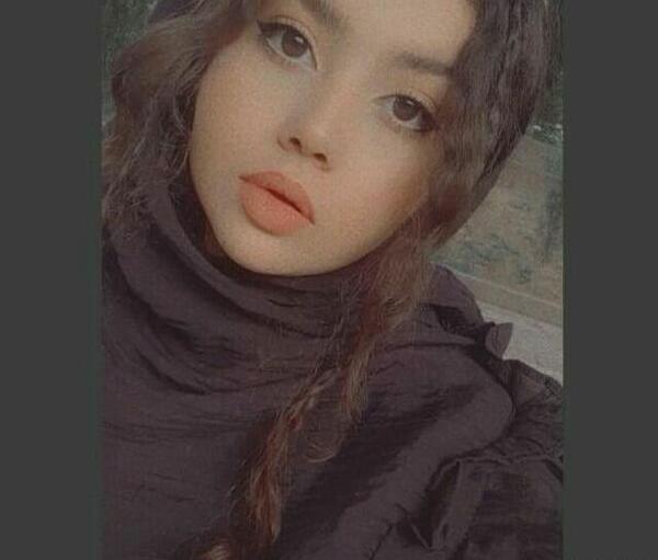 عکس فیک دختر قلیون کش