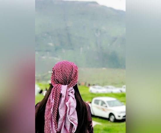 عکس فیک دو دختر بدون چهره