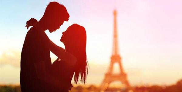 عکس های عاشقانه در پاریس