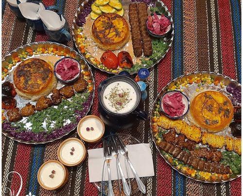 عکس سفره چلو کباب