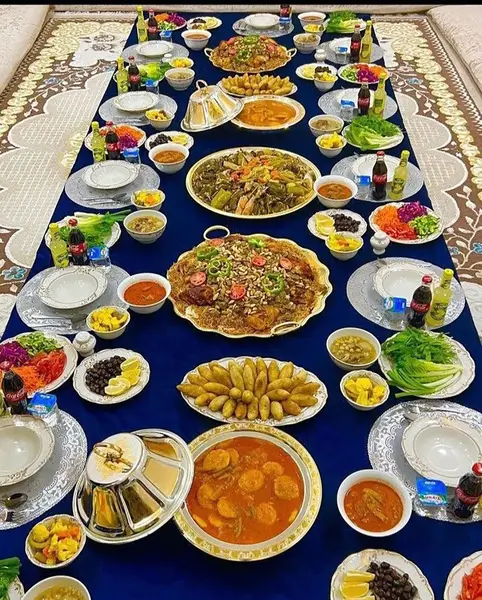 عکس سفره ی غذای ایرانی