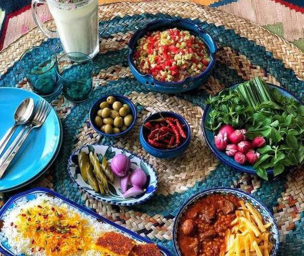 عکس سفره ی غذای ایرانی