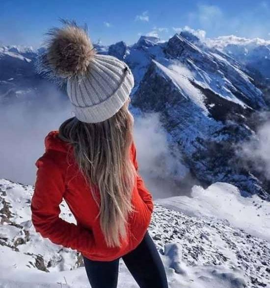 ژست برای عکس گرفتن در برف