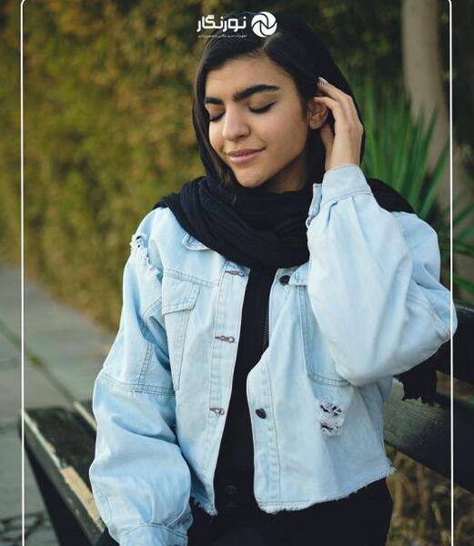 ژست عکس با کت شلوار دخترانه
