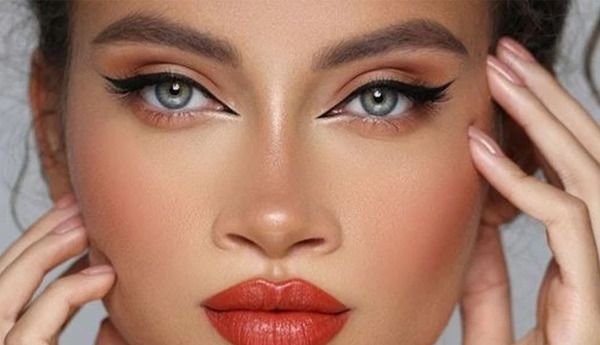 عکس چشم خرگوشی