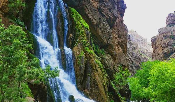 عکس کوه سفید اصفهان