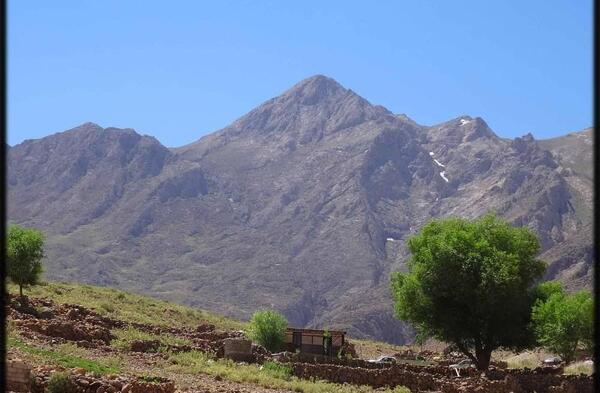 عکس کوه سفید اصفهان