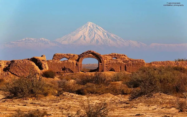 عکس کوه سفید قم