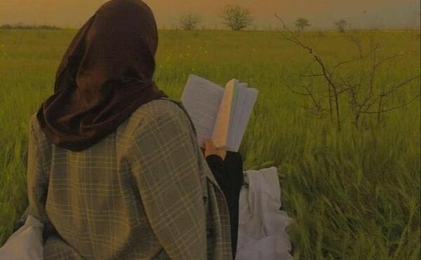 عکس پروفایل شیک باکلاس زنانه با حجاب