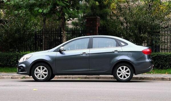 عکس ماشین jac j4