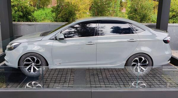 عکس ماشین jac j4