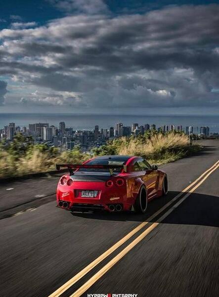 عکس ماشین nissan gtr