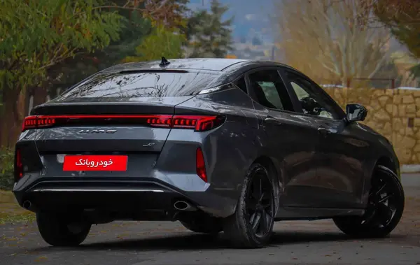عکس های ماشین کی ام سی j7