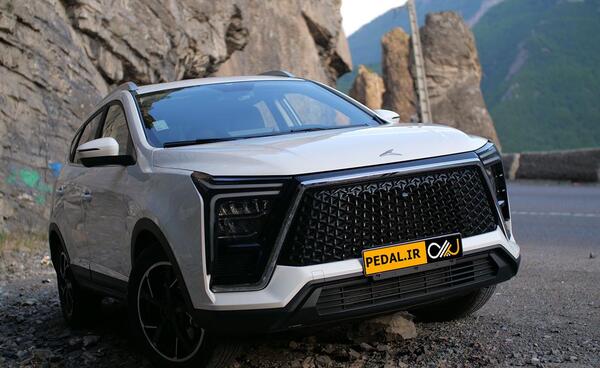 عکس داخل ماشین kmc x5
