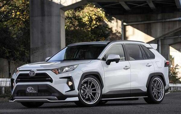 عکس ماشین تویوتا rav4