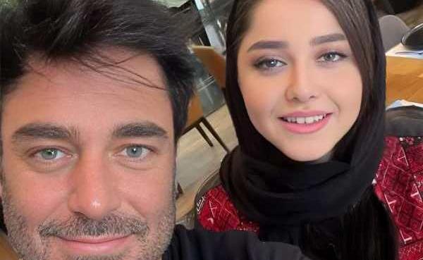 عکس پدر و مادر آیسان آقاخانی