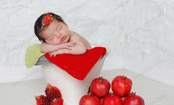 عکس نوزاد در شب یلدا