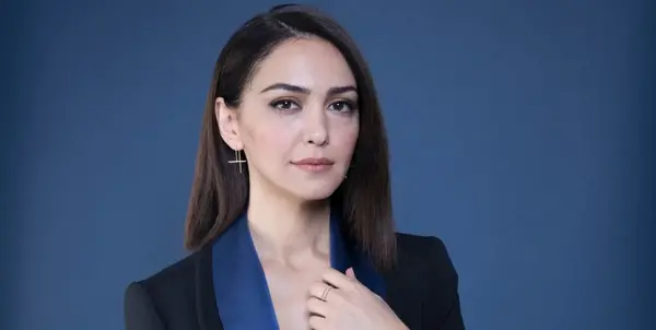 عکس نازنین بنیادی در سریال ارباب حلقه ها