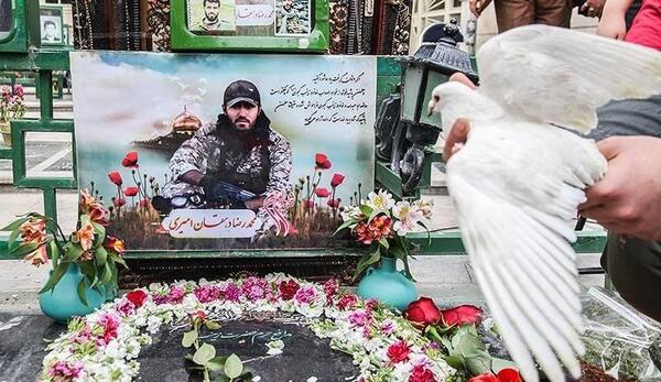 عکس مزار شهید محمد دهقان فرد