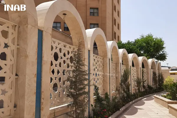 عکس نمای ساختمان قدیمی