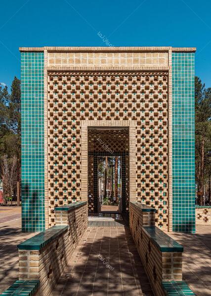 عکس نمای ساختمان قدیمی