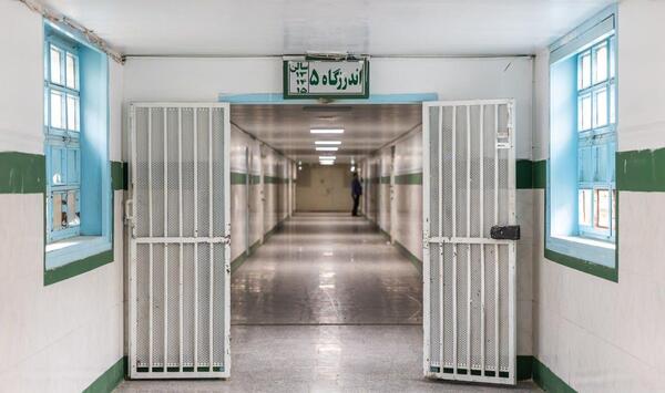 عکس زندان برج بوشهر