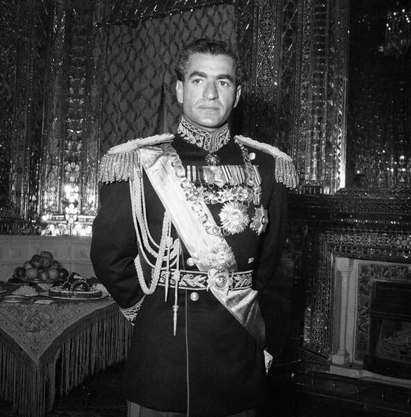 عکسی رضا شاه