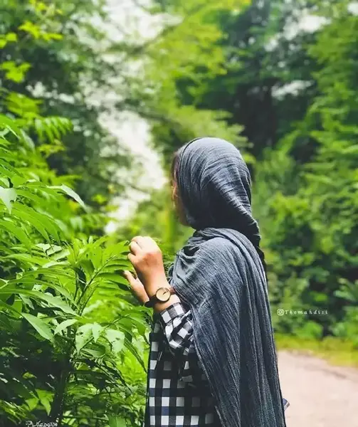 عکس پشت سر دختر ایرانی
