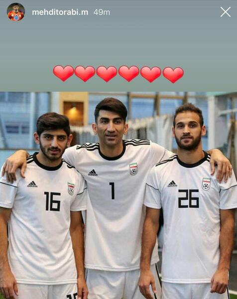 عکس مهدی ترابی با پیراهن پرسپولیس