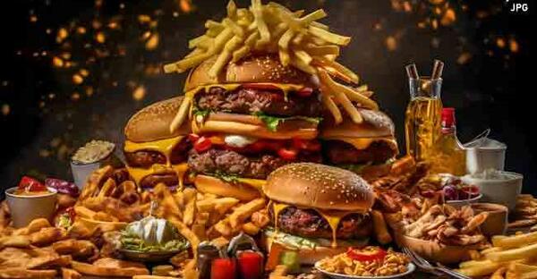 عکس پیتزا با همبرگر