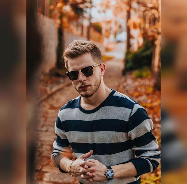 ژست عکس پروفایل اینستاگرام پسرانه