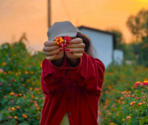 عکس دخترانه جذاب و شیک برای پروفایل شاد