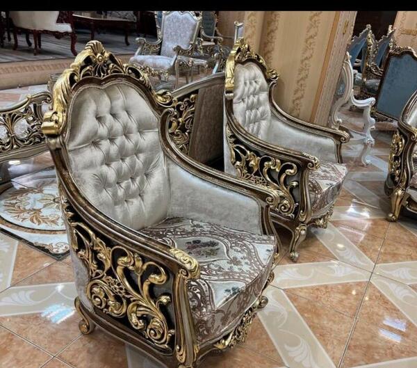 عکس مبل سلطنتی زرد