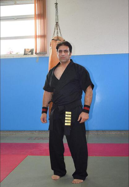 عکس کمربند مشکی کیک بوکسینگ