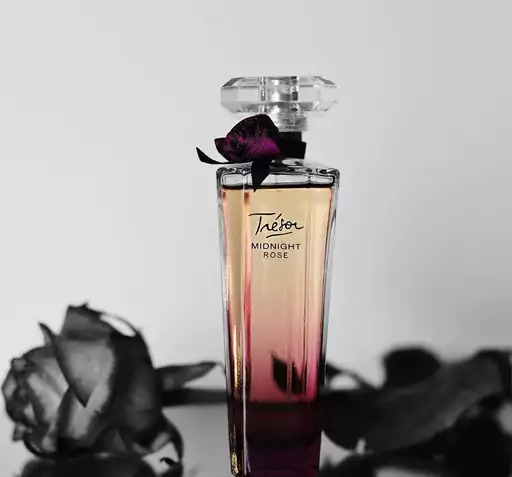 عکس عطر میدنایت رز