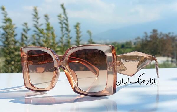 عکس عینک روی صورت