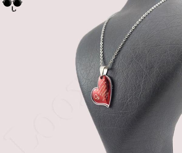 عکس گردنبند قلبی قرمز
