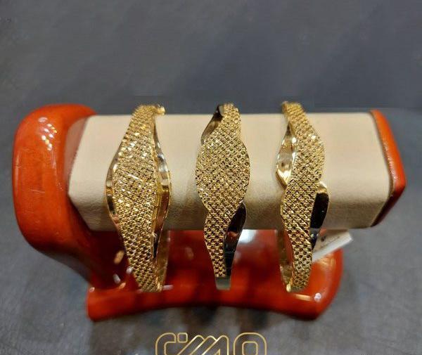 عکس دستبند طلای ورساچه