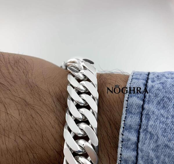 عکس دستبند نقره پسرانه