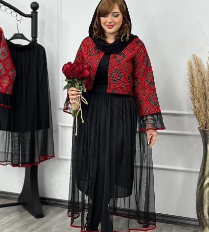 عکس کت و دامن قرمز