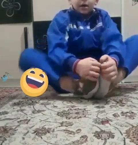 عکس شلوار پاره خنده دار