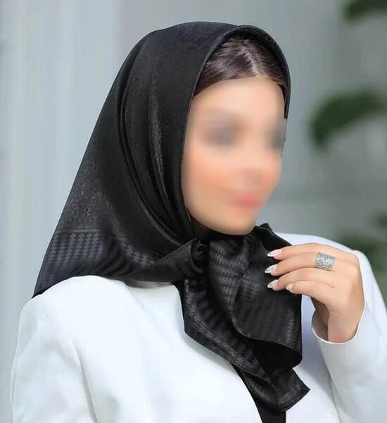 عکس روسری مشکی براق